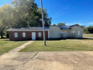 139 Railroad Street