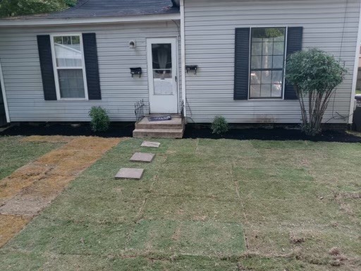 212 Pleasant Street - B