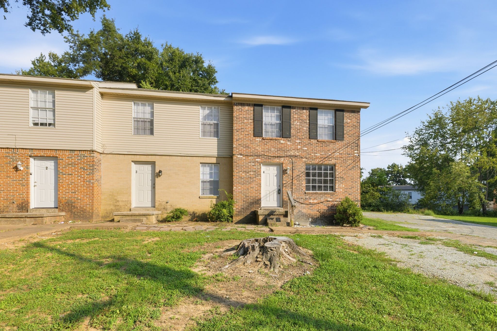 40 Carolane Drive
