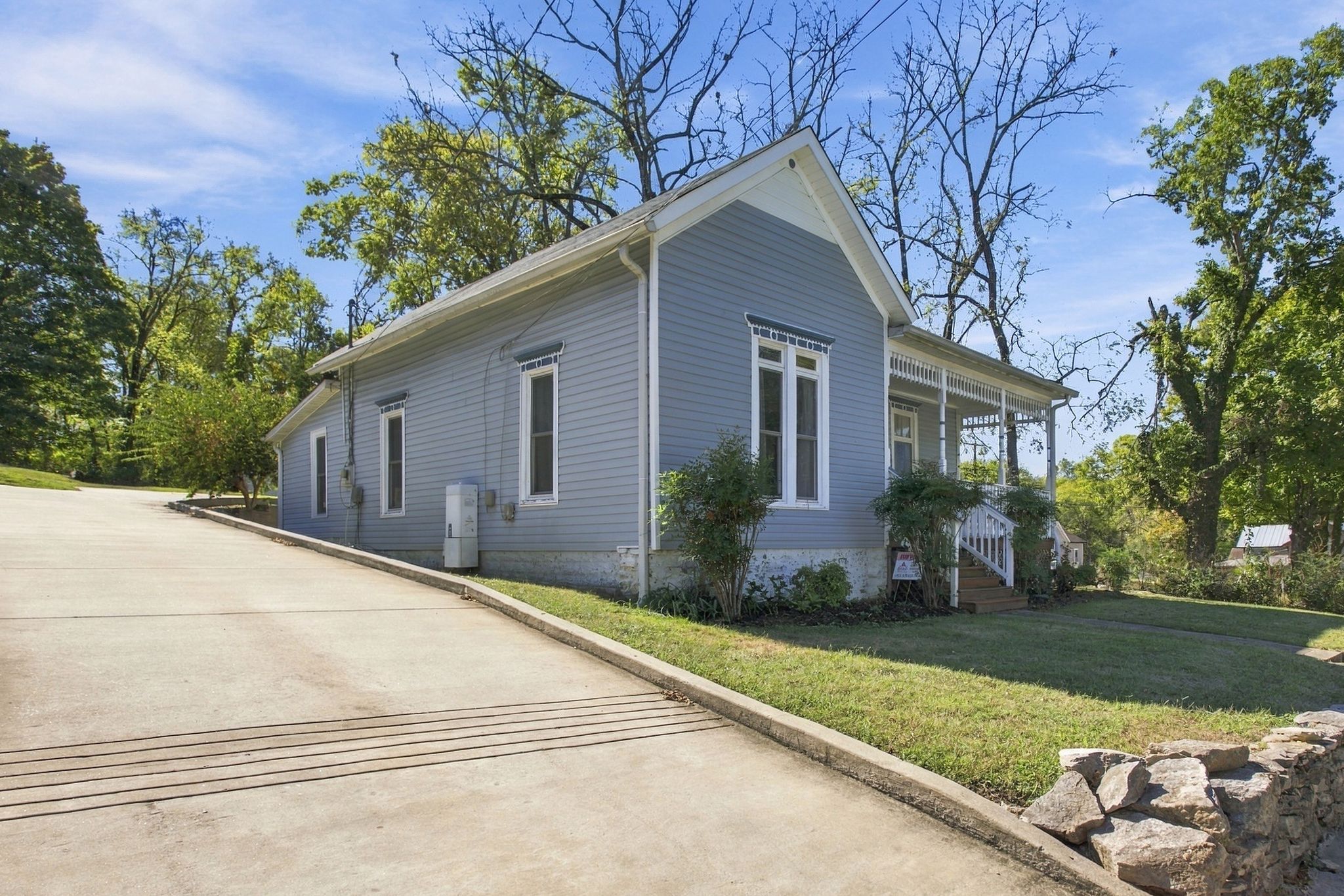 Property thumbnail image