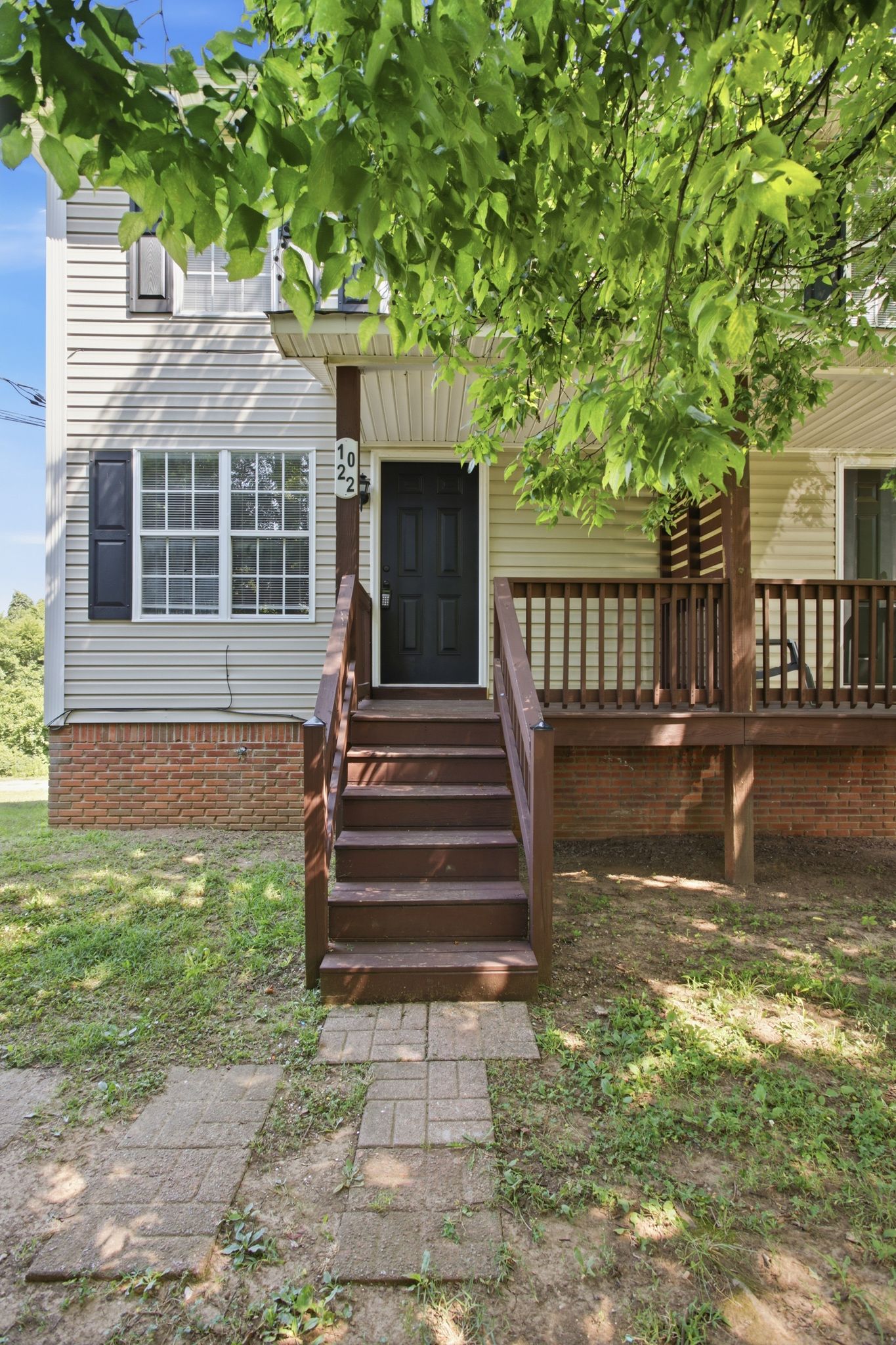 1022 Hillcrest Avenue - 1